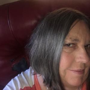 Meet your Posher, Carol